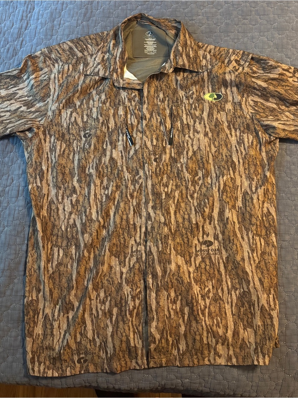 Mossy Oak Men's Bottomland Camo Zip-Front Shirt